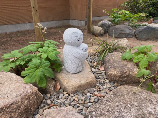 ←太田市の南光寺
水子供養墓に風車をお供えしました。。。
@nankouji
#群馬県太田市
#南光寺
#水子供養墓
#高野山真言宗
#水子地蔵
